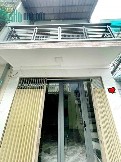 🌹Cần Bán Gấp  Nhà Nhỏ Tuy Nhỏ Mà Ấm Áp Tình Thương. Chỉ 30m Ra Trần Xuân Soạn Q7 .2 Tầng Nhà Ngay