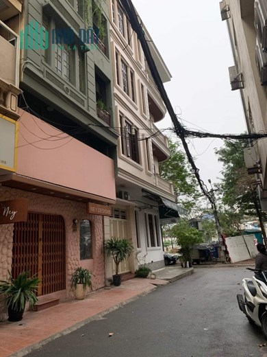 Hoa hậu phố Hoàng Cầu quận Đống Đa 55m2 MT5.7m phân lô VIP vỉa hè ô tô tránh kinh doanh