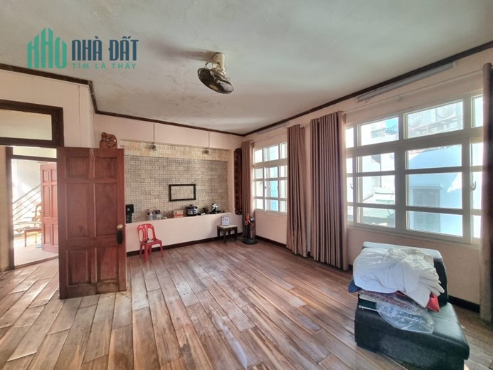 Bán nhà ngõ 73 Nguyễn Trãi - Lô góc mặt tiền khủng - Ngõ Ôtô tránh - Kinh doanh sầm uất, 14,3 tỷ.