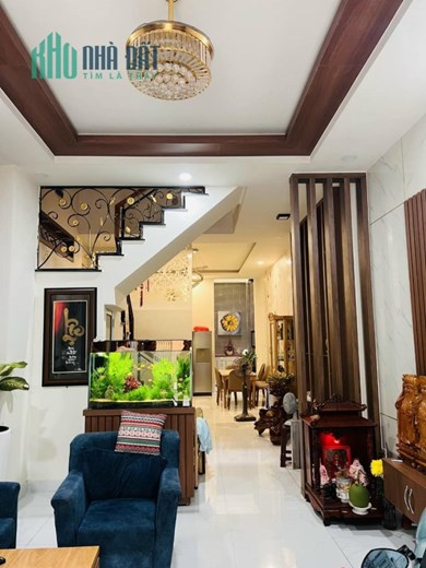 Bán Nhà Mặt Tiền Khu Bàu Cát, Tân Bình, 4 Tầng, 70m2,Chủ Ngộp Bank Đã Giảm 3 Tỷ.