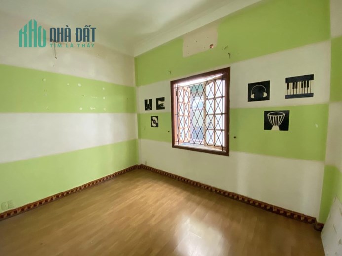 Bán nhà 47m2 quận Thanh Xuân, hàng xóm Royal City, ô tô tránh, kinh doanh đỉnh, giá chỉ 10,5 tỷ.