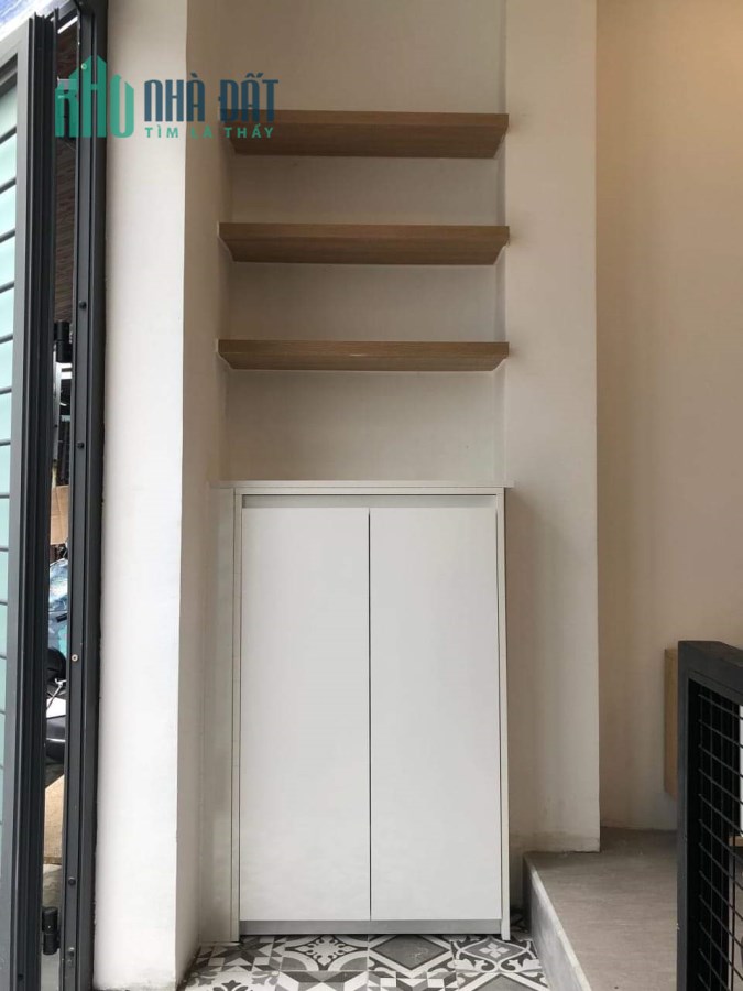 Chính Chủ Gửi Bán Nhà Nhỏ Ngay Cư Xá Ngân Hàng Q7. Chỉ Bước 5 Bước ra Tới Mặt Tiền Lâm Văn Bền Q7