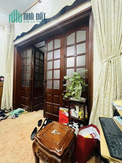 💥 Nhà Mặt phố Dương Quảng Hàm, 105m2 3T MT 4.5m, Sổ A4, Giá đầu tư 18.9 Tỷ 💥