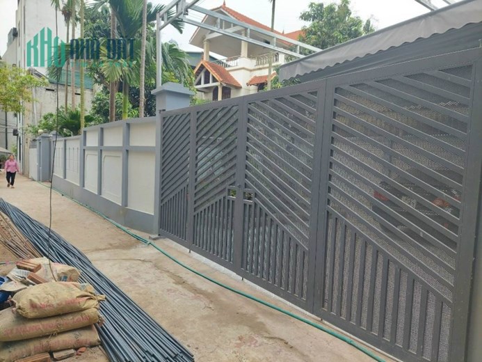 MẶT PHỐ KINH DOANH SẦM UẤT - LÔ GÓC - CHỦ LÀ NGƯỜI THÂN