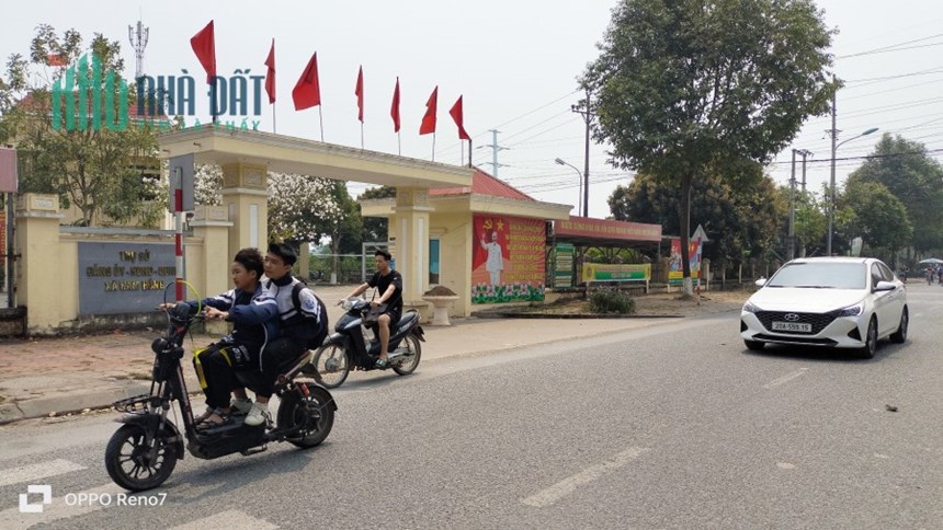 NỢ TIỀN BÁN GẤP 80M ĐẤT NAM HỒNG 2,XX TỶ  ĐƯỜNG 4M, THÔNG ÔTÔ GẦN KCN BẮC THĂNG LONG.
