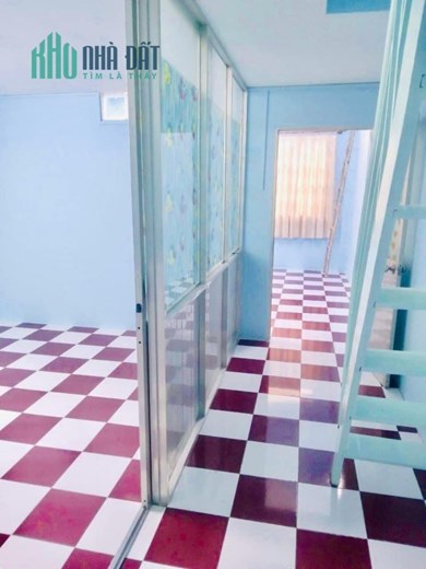 Bán nhà 3 tầng đường lũy bán bích, hẻm ba gác thông, 44m2 chỉ 4.4 tỷ