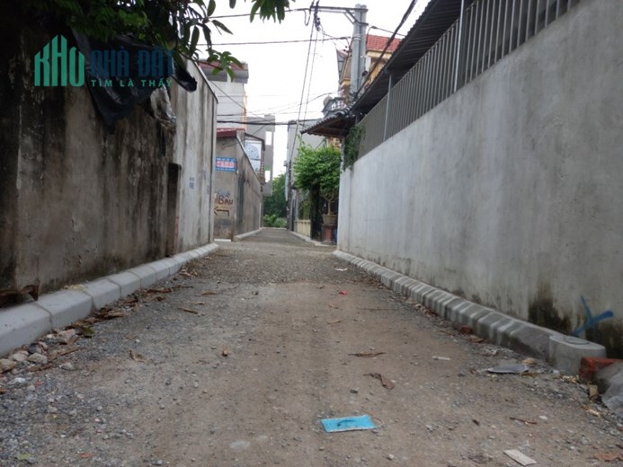 BÁN CẮT LỖ 42M ĐẤT NHUẾ KIM CHUNG 10M ÔTÔ ĐỖ HƠN TỶ 800M KCN BẮC THĂNG LONG