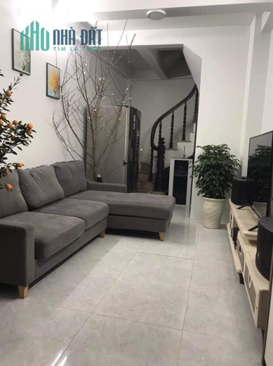 BÁN NHÀ  PHỐ TRÍCH SÀI, GẦN HỒ TÂY LỘNG GIÓ, DT30Mx 6TẦNG, MT 4.2M, 3.9 TỶ, 0878679666.