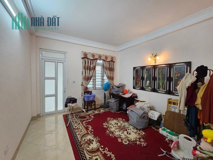 Bán nhà 4T Ngõ 93 Hoàng Văn Thái 55m2, MT4.2m, ÔTÔ Tránh, 11.8 TỶ. LH 0936687171.