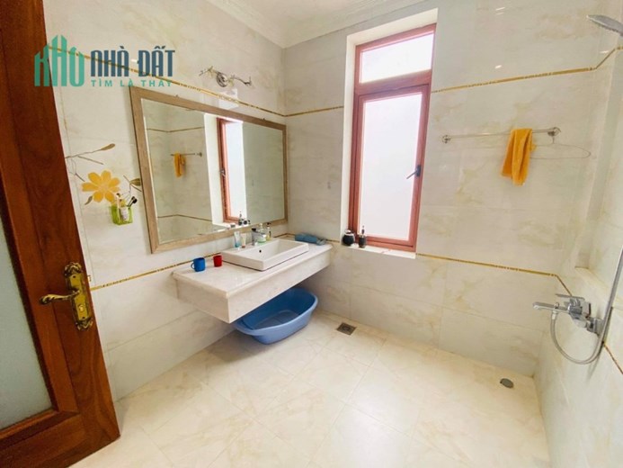BẤT CHẤP ĐẦU TƯ - GIẢM 9 TỶ - 840M2 - GIÒNG TIỀN KHỦNG GẦN 4 TỶ/NĂM