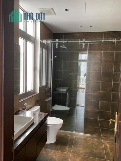 Chỉ hơn 2 tỷ sở hữu căn nhà 5 tầng mới tại phố Nguyễn Lam, hàng xóm Vinhomes Long Biên.