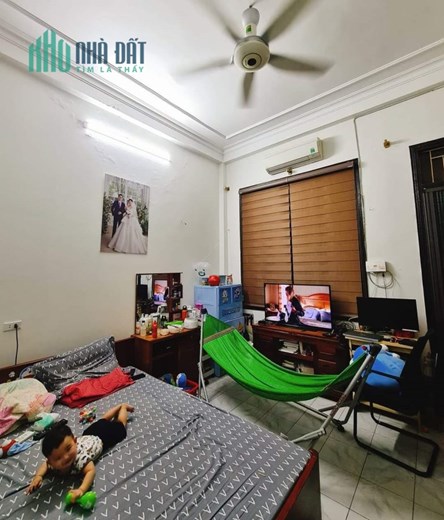 Mặt phố Quang Trung sầm uất gần chợ Hà Đông 55m2 chỉ 7.38 tỷ. LH 0989.62.6116