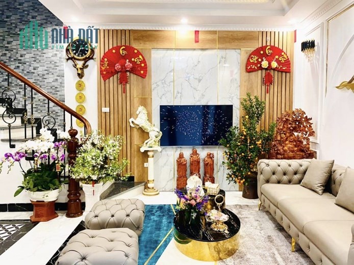 Rẻ kịch sàn! VIP Văn Cao, 2 mặt thoáng, nhà đẹp, gần phố, 40m x 4T, chỉ 3.4 tỷ