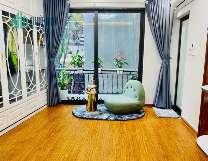 Rẻ kịch sàn! VIP Văn Cao, 2 mặt thoáng, nhà đẹp, gần phố, 40m x 4T, chỉ 3.4 tỷ