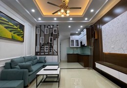 Bán nhà ngõ Phố Hào Nam,Ô Chợ Dừa dt 35 m2 x 5 t mới tinh lô góc giá 4,6 tỷ