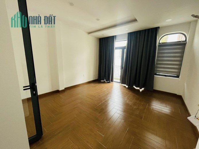 Bán nhà HXH 8m Nguyễn Thái Bình thông ra K300, DT:4.2/6.3x20.5m, 6 Tầng - 22 PN, 19.8 tỷ