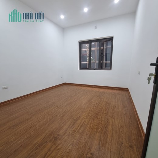 NHÀ ĐẸP 2 MẶT NGÕ, TÔN ĐỨC THẮNG, ĐỐNG ĐA, 40M, 4 T – NHỈNH 4 TỶ