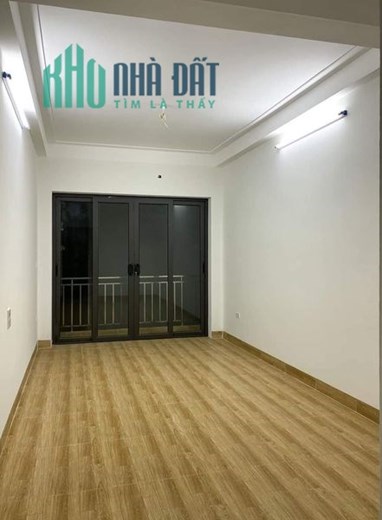 NGUYỄN HOÀNG, MỸ ĐÌNH - Nhà 4 tầng - 10m Ô TÔ quay đầu - Lô góc 2 mặt thoáng