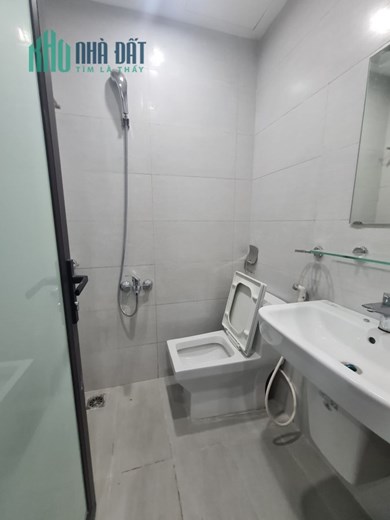 Bán nhà mặt phố Nguyễn Văn Tuyết, DT42m2 x 6 tầng, MT 5,2m. 0338080356