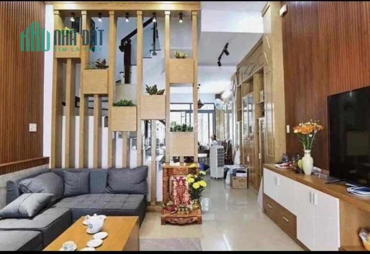 Lạc Long Quân Nhỉnh 4 tỷ- 48m2- Cách ô tô 20m- Gần chợ Nghĩa Đô