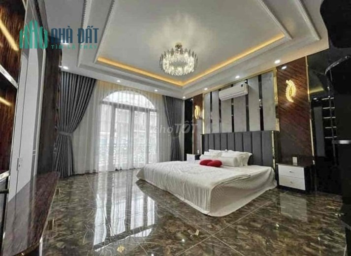 Lạc Long Quân Nhỉnh 4 tỷ- 48m2- Cách ô tô 20m- Gần chợ Nghĩa Đô