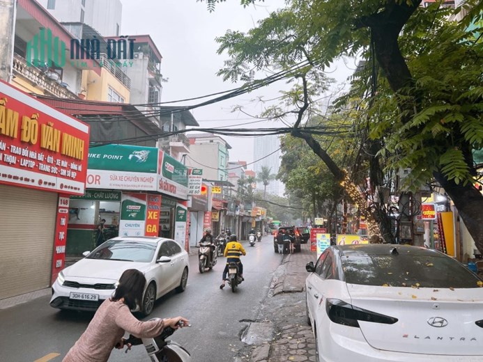 Cực hiếm- nhà mặt phố văn Quán kinh doanh sầm uất ngày đêm- vỉa hè thênh thang- giá đẹp như Thuý