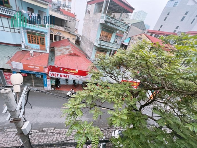 Cực hiếm- nhà mặt phố văn Quán kinh doanh sầm uất ngày đêm- vỉa hè thênh thang- giá đẹp như Thuý