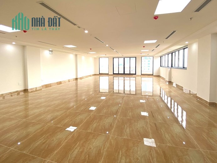 Nhà 10 tầng mặt phố Nguyễn Khánh Toàn Quan Hoa Cầu Giấy nhỉnh 95 tỷ.