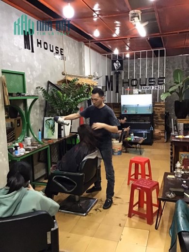 CẦN SANG NHƯỢNG LẠI SALON ĐỊA CHỈ: 40 Y WANG, BMT