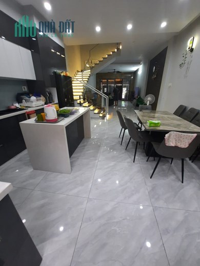 Bán nhà 13 tỷ khu biệt thự Nam Long Phú Thuận, Quận 7