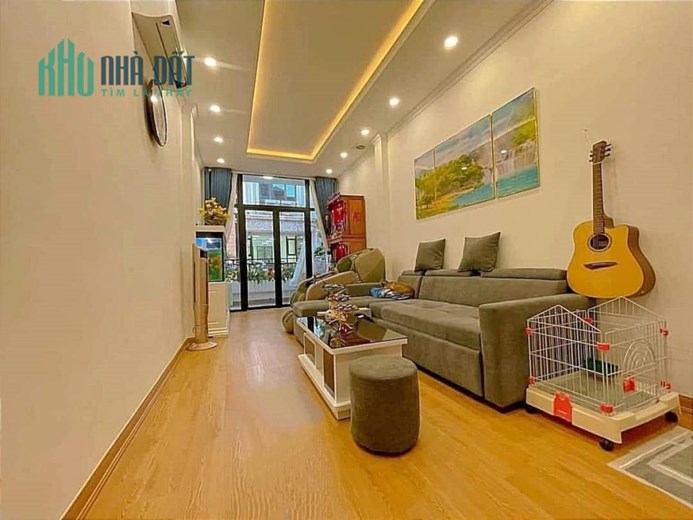 Bán nhà mặt phố Nguyễn Ngọc Nại kinh doanh 52m vỉa hè 2m 14ty5 vị trí vàng quận Thanh Xuân