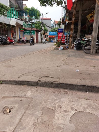 Cần Tiền Đáo Ngân Hàng Bán Mảnh Đất Ngọc Thụy, Long Biên 40m2, chỉ 1,95 tỷ (ngõ ô tô)