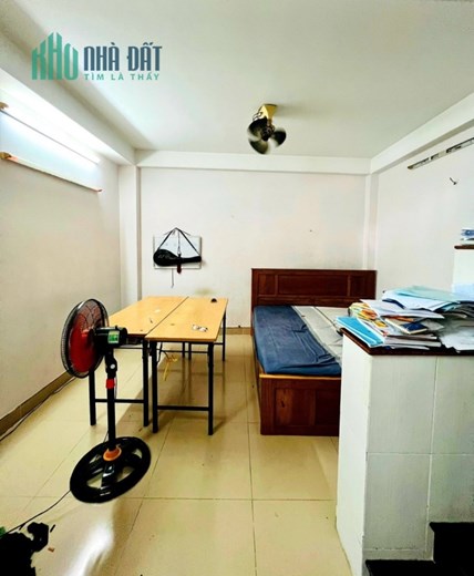 Hiếm BÁn nhà Đông Hồ 44m2 - 5 tầng - hẻm 6m sát MT