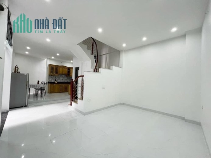 DUY NHẤT 1 CĂN PHỐ TÔN ĐỨC THẮNG 30m2 4 TẦNG NHÀ ĐẸP Ở NGAY FULL NỘI THẤT XỊN SÒ 5 TỶ LH 0966037496