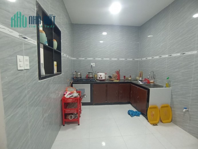 Ngay khu phố THỜI TRANG ĐÀ NẴNG. Chỉ  3 tỷ 2 có ngay 140m2. Chỉ cần xách valy vào ở....