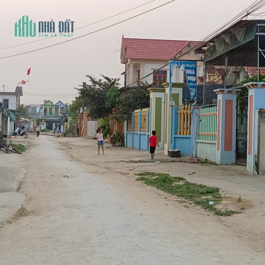 Bán nhà 3 tầng cách biển Quảng Đại 100m, giáp VLASTA