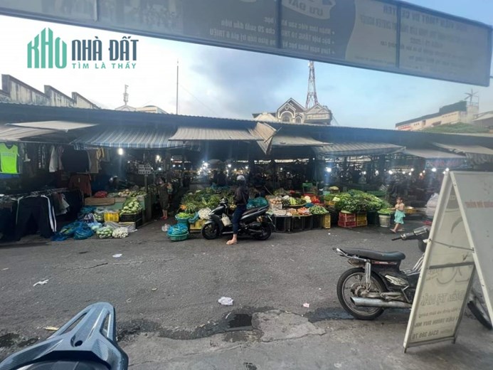 GẤP LẮM RỒI CẦN BÁN NHÀ MẶT TIỀN Vị Trí đẹp tại Chợ Linh Trung, Thủ Đức