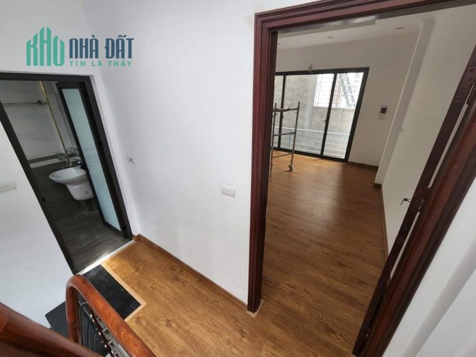 NHÀ ĐẸP DIỆN TÍCH RỘNG, ĐÔNG NGẠC, QUAN CHỨC Ở, DIỆN TÍCH 41M2, NỞ HẬU, THOÁNG SÁNG Ở HƯỞNG THỤ.