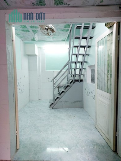 Nhà 3 tầng gần 20m2 gần mặt tiền Cây Keo Q Tân Phú nhỉnh 1 tỷ.
