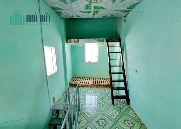 Nhà 3 tầng gần 20m2 gần mặt tiền Cây Keo Q Tân Phú nhỉnh 1 tỷ.