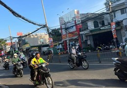 Mặt Tiền chợ cho thuê. nhà chợ Mương Chuối, Nguyễn Bình, Nhà Bè, 8x10m, sân 20m có vỉa hè, 8 tr.