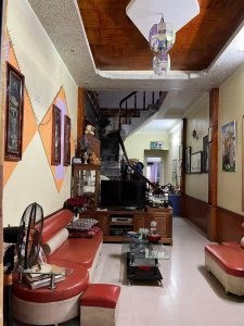 Chính Chủ Cần Bán Căn Nhà Đất 2 Mặt Tiền Vị Trí Đẹp Tại Hòa Bình