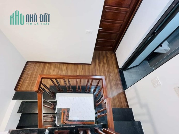 NHÀ 5 TẦNG MỚI KÍNH KOONG, CÒN MÙI SƠN, ĐÔNG NGẠC,HAI MẶT THOÁNG, DIỆN TÍCH 37M2.