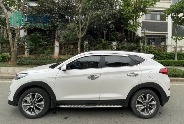 Bán TUCSON 2.0ATH sản xuất 2019 Nguyễn Văn Huyên,Cầu Giấy,Hà Nội.