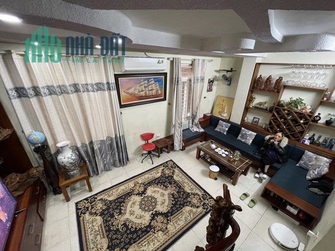 Chính chủ cần bán nhà 5 tầng số 9A ngõ 154 nghách 7 phố Ngọc Lâm, Long Biên, Hà Nội.