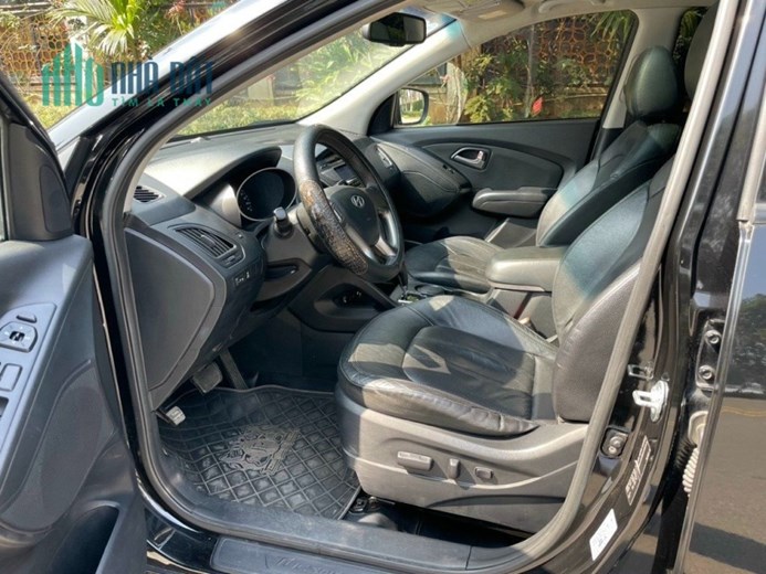 Bán TRITON AT 4x4 bản full nhập khẩu,form 2020,màu Xám số 1 Nguyễn Văn Huyên,Cầu Giấy,Hà Nội.