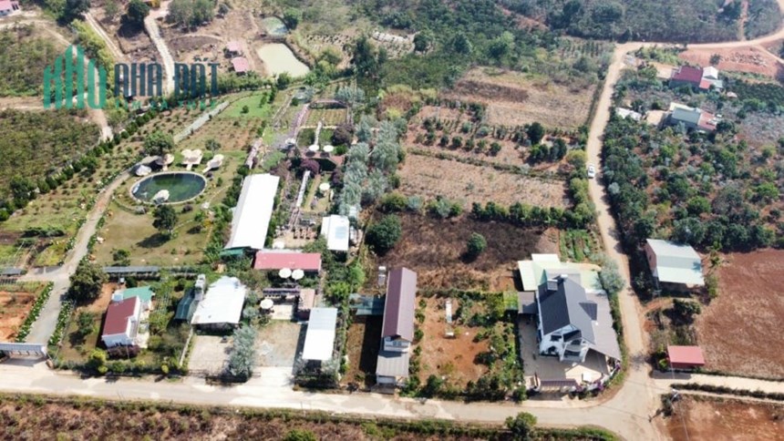 Cần bán gấp lô đất đẹp ở Tà Nung, sát Cafe Em Tà Nung với diện tích 3200m2, ngang mặt tiền 49m