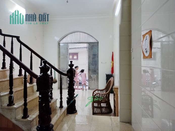 CHO THUÊ NHÀ NGUYÊN CĂN, NGỌC THỤY, LONG BIÊN, GIÁ 8 TR/TH