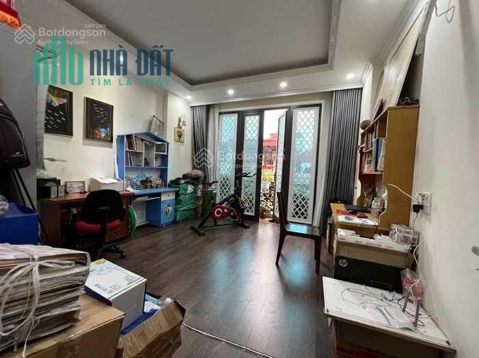 Bán nhà khu đấu giá Ngô Thì Nhậm 4 Tầng, mặt tiền 4.5m Giá nhỉnh 4 tỷ.