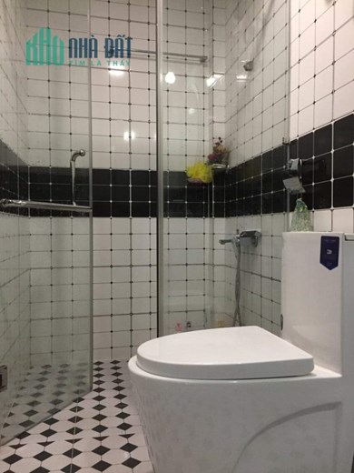 Bán hà hẻm Xe Hơi 4M 2 tầng 4.25x13M Thống Nhất P16 Chỉ 4 Tỷ 2